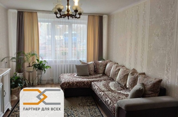 Купить 3-комнатную квартиру в г. Фаниполе Комсомольская ул. 20, фото 1