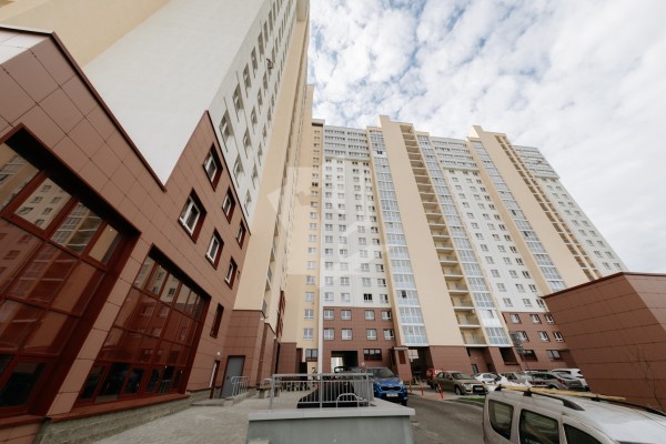 Купить 3-комнатную квартиру в г. Минске Богдановича Максима ул. 144, фото 2