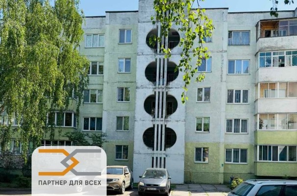 Купить 3-комнатную квартиру в г. Солигорске Октябрьская ул. 77, фото 1