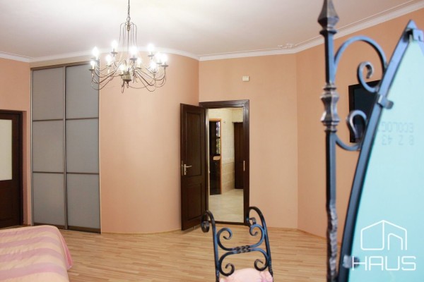 Купить 4-комнатную квартиру в г. Минске Парниковая ул. 32, фото 24