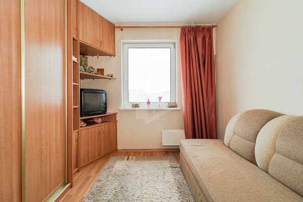Купить 4-комнатную квартиру в г. Минске Притыцкого ул. 72, фото 10
