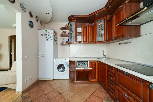 Купить 4-комнатную квартиру в г. Минске Притыцкого ул. 72, фото 5