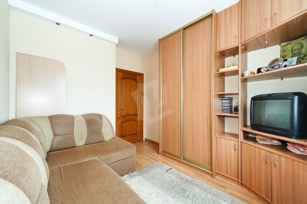 Купить 4-комнатную квартиру в г. Минске Притыцкого ул. 72, фото 11