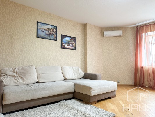 Купить 2-комнатную квартиру в г. Минске Пулихова ул. 43, фото 1