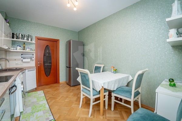 Купить 3-комнатную квартиру в г. Минске Немига ул. 42, фото 12