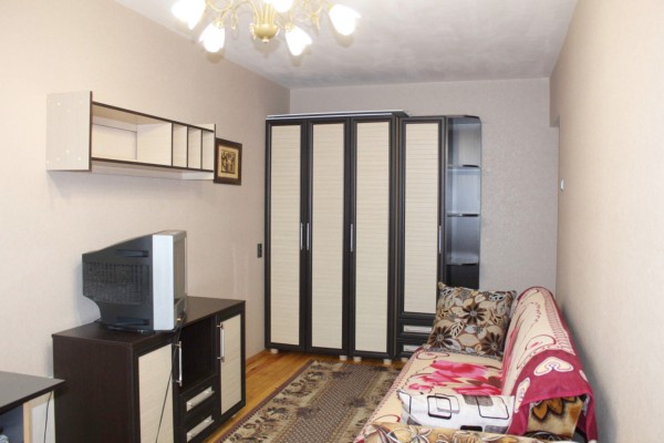 Купить 2-комнатную квартиру в г. Минске Калиновского ул. 60, фото 1