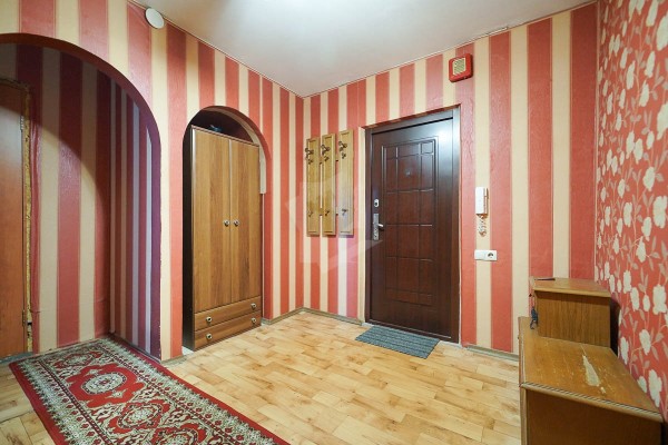 Купить 2-комнатную квартиру в г. Минске Корженевского ул. 21, фото 2