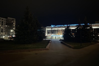 Полностью готова для комфортного проживания ,уютная, светлая квартира рядом с Минск Миром по ул.Чкалова 22,в 5-ти минутах от метро Институт Культуры ,и Ковальской Слободы. Агентствам просьба не беспокоить!