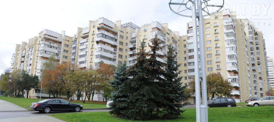 Купить 3-комнатную квартиру в г. Минске Победителей пр-т 39, фото 1