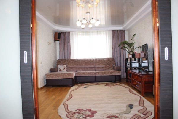 Купить 4-комнатную квартиру в г. Минске Полевая ул. 10, фото 1