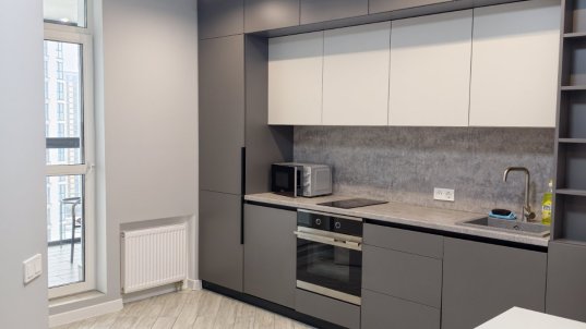 Братская ул. 11