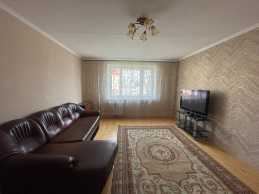 3-комнатная квартира в г. Солигорске Строителей ул. 7, фото 1