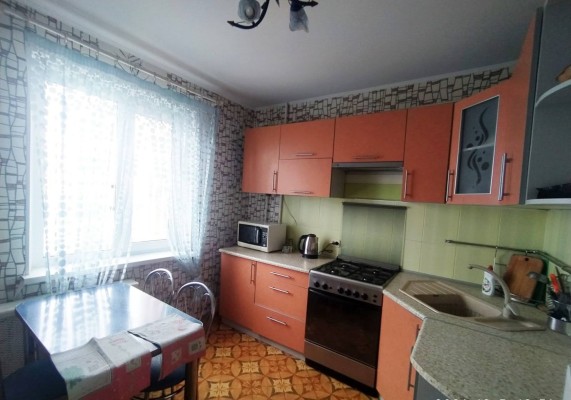 3-комнатная квартира в г. Солигорске Октябрьская ул. 47, фото 1