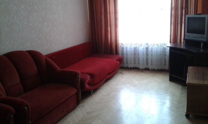 4-комнатная квартира в г. Солигорске Шахтёров б-р 12, фото 7